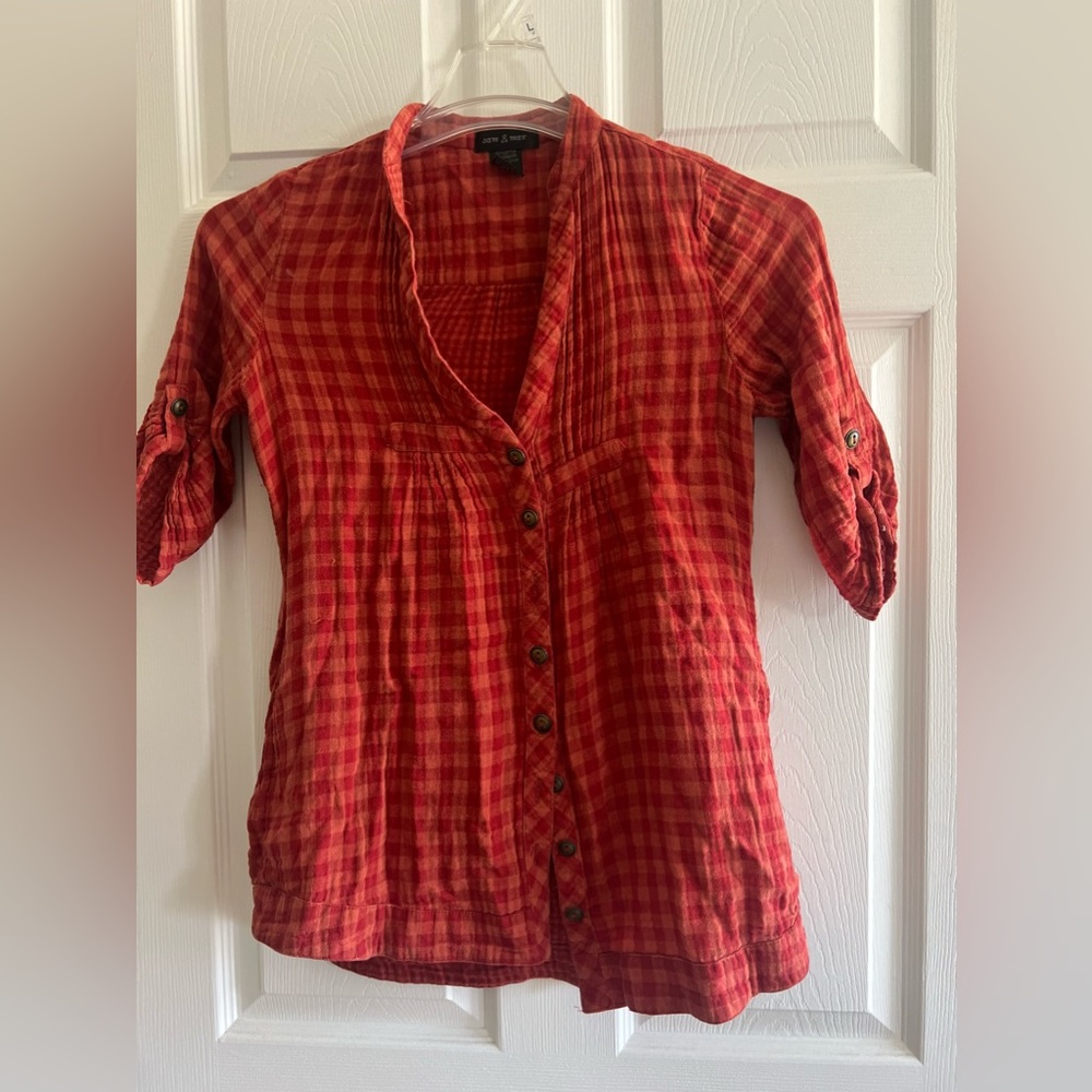 Sam & Max flannel top, size small, orange color, good condition